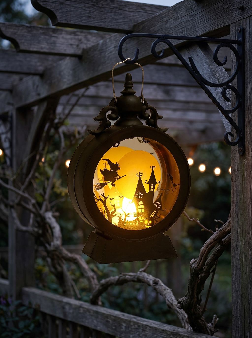 Black Retro Glass Hanging Decoration Round Lantern Halloween Garden Props