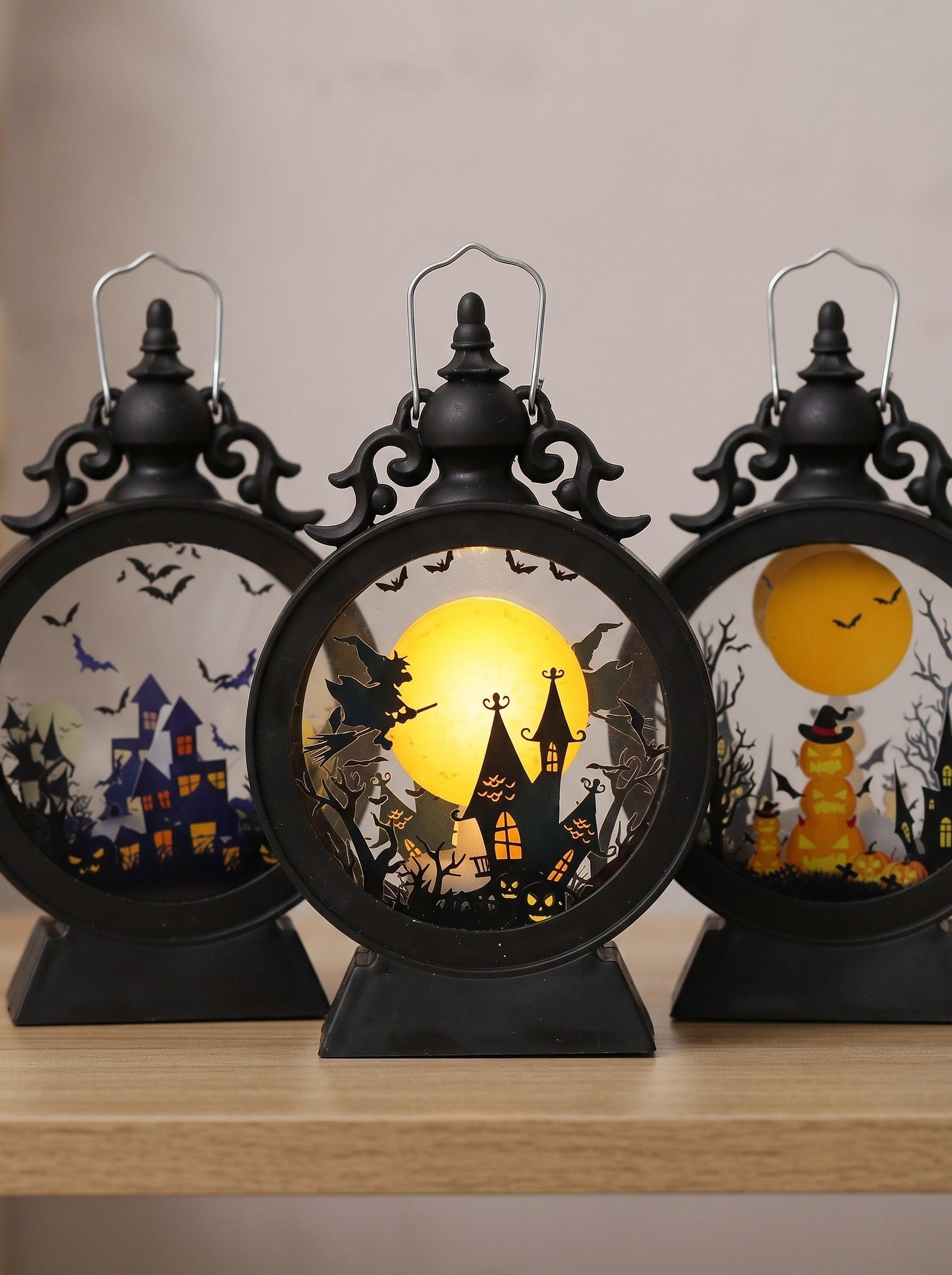Black Retro Glass Hanging Decoration Round Lantern Halloween Garden Props